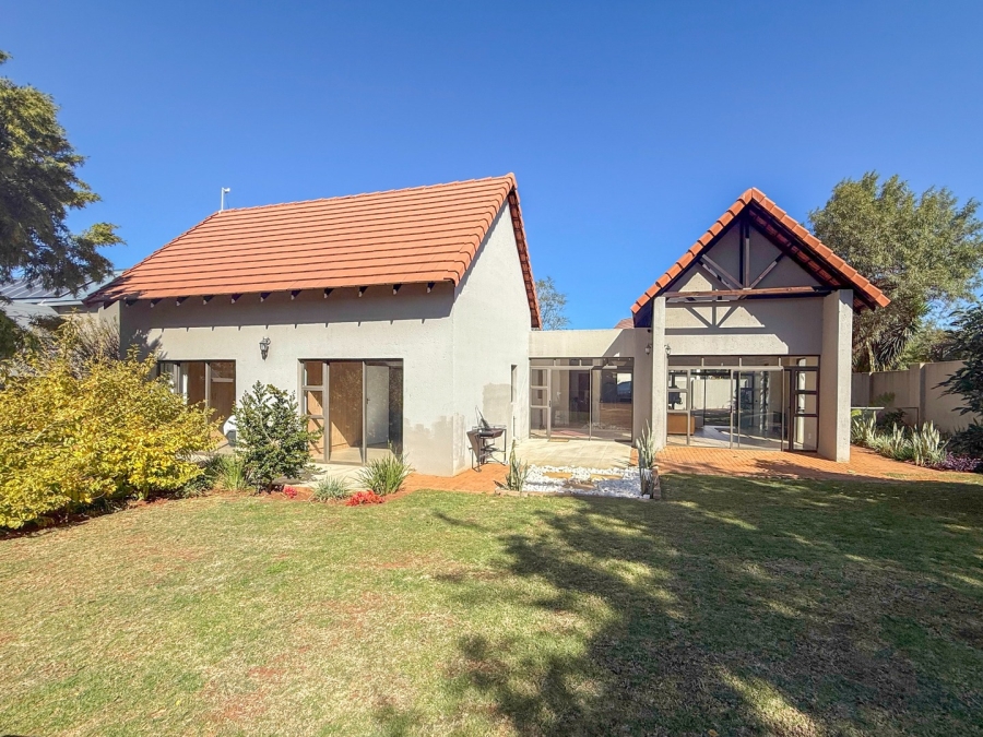 2 Bedroom Property for Sale in Leloko Lifestyle Estate North West